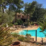 Residenza Lovely * Πέζαρο